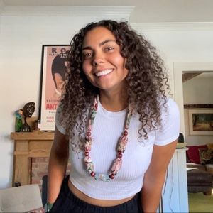 Meet your Posher, Claire